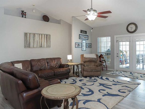 5th image of 1118 Tiger Trace Blvd