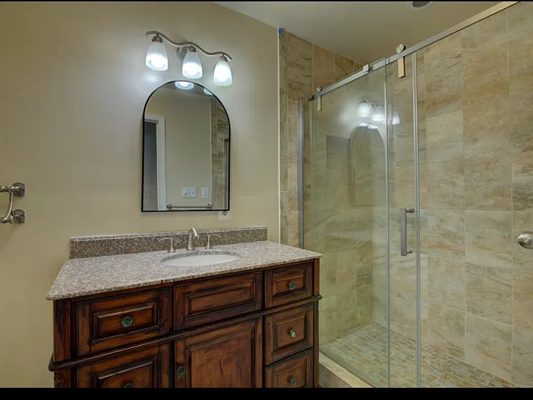 11621 Sourwood Ln — Photo 30