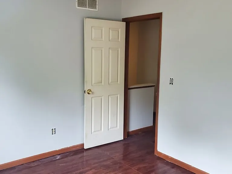 1608 New Hampshire Ave — Photo 9