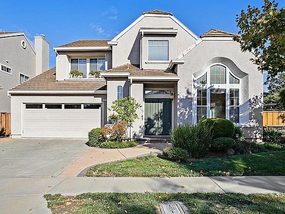 2nd image of 3212 Haddon Way