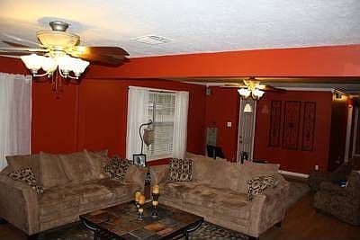 2nd image of 271 Bronco Cir