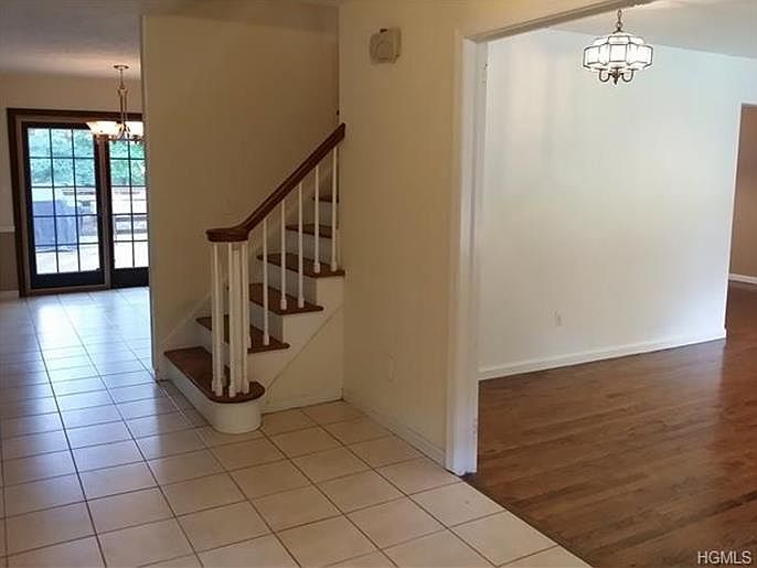 1st image of 34 Concord Dr
