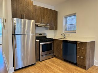 28-39 42nd St #1F, Astoria, NY 11103