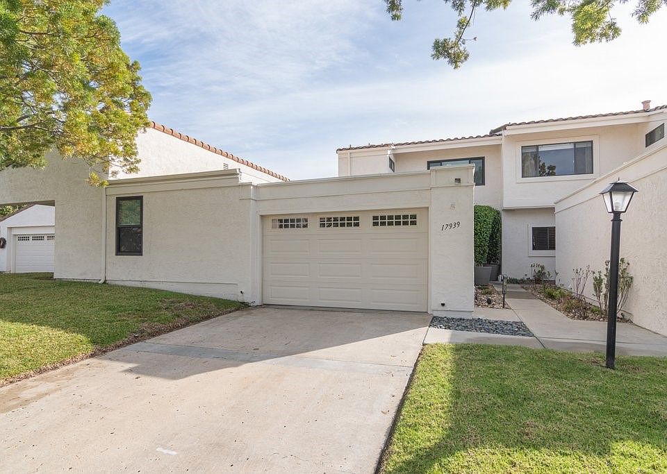 1st image of 17939 Valle De Lobo Dr