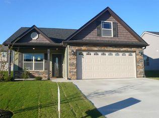 617 Slippery Moss Dr, Spartanburg, SC 29303