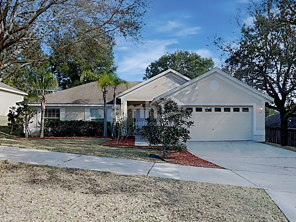 1st image of 660 Winding Lake Dr