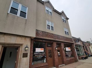 1242 Whitney Ave #D, Hamden, CT 06517