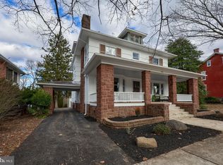 323 W Main St, Ephrata, PA 17522
