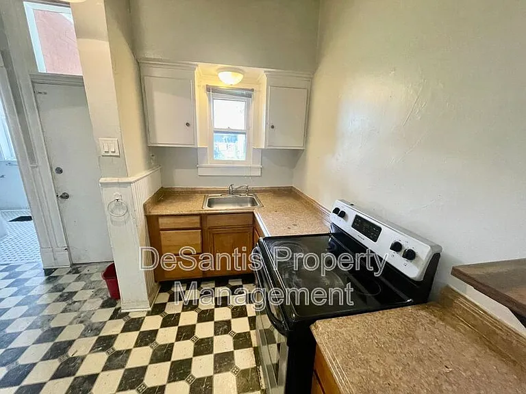5498 Hays St #1 — Photo 10
