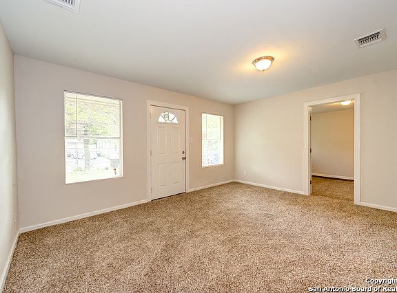 3rd image of 207 Charben Dr