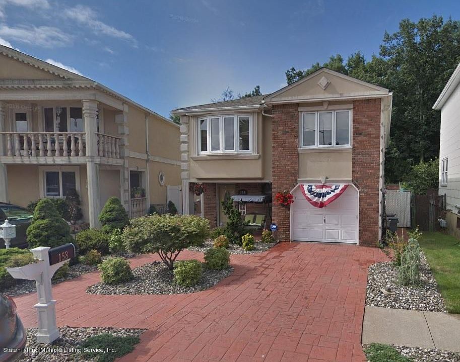 1st image of 158 Evergreen St