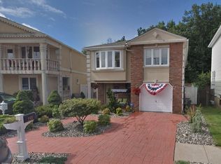 158 Evergreen St, Staten Island, NY 10308