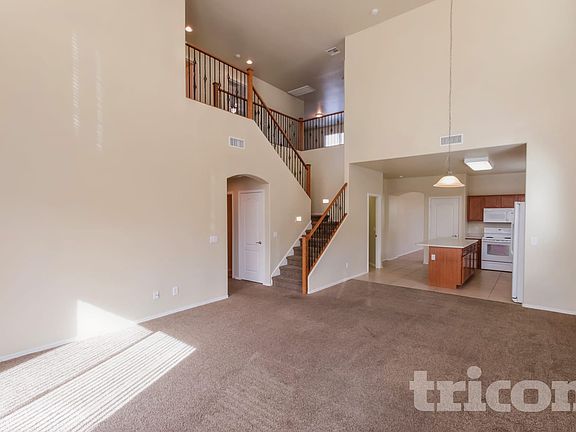 3rd image of 44369 W Oster Dr