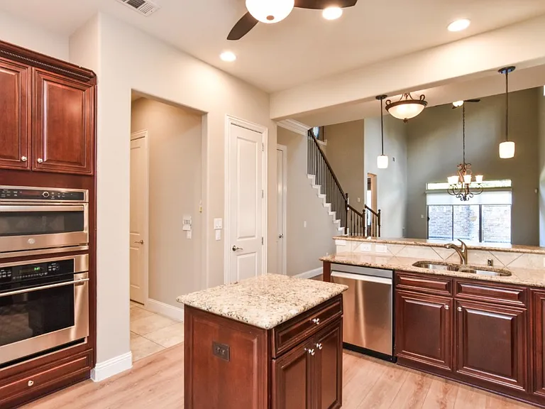 3128 Bloomfield Ct — Photo 5