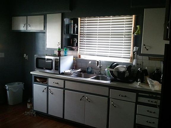 5th image of 1939 Emerson Ave