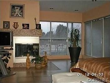 5th image of 18215 Burbank Blvd Unit 14