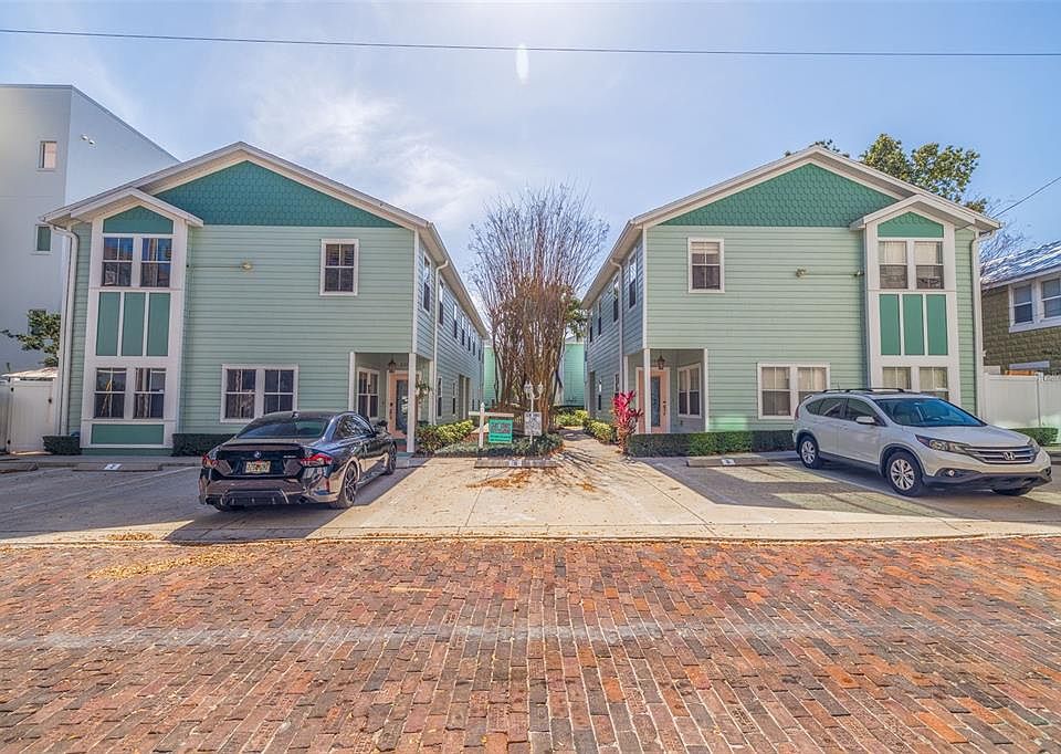 1st image of 632 CHARLES COURT S