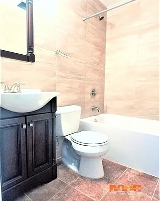 Rented by MAC Realty NY | media 16