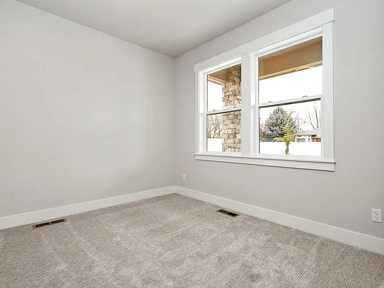 5110 N Cengotita Ave — Photo 26