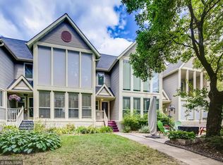 829 Ashland Ave #829, Saint Paul, MN 55104