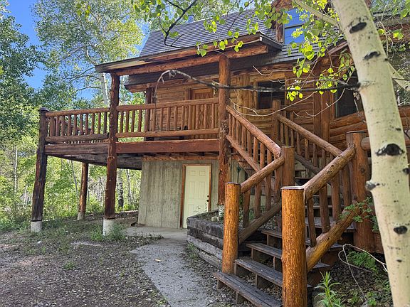 3rd image of 10982 E Green Briar Rd