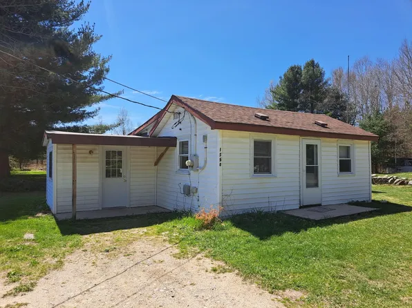 1750 W Washington Rd, Farwell, MI 48622
