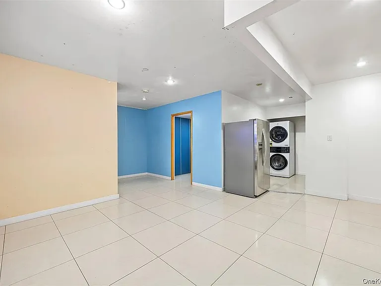 10607 Northern Blvd #5B — Photo 5