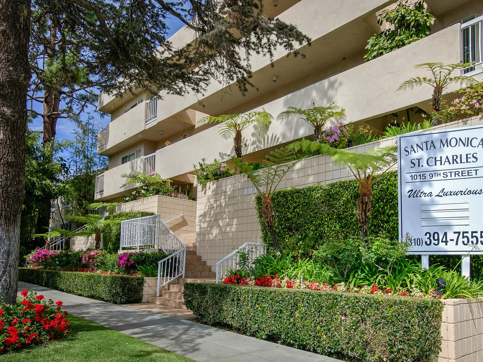 Santa Monica St. Charles — Photo 4