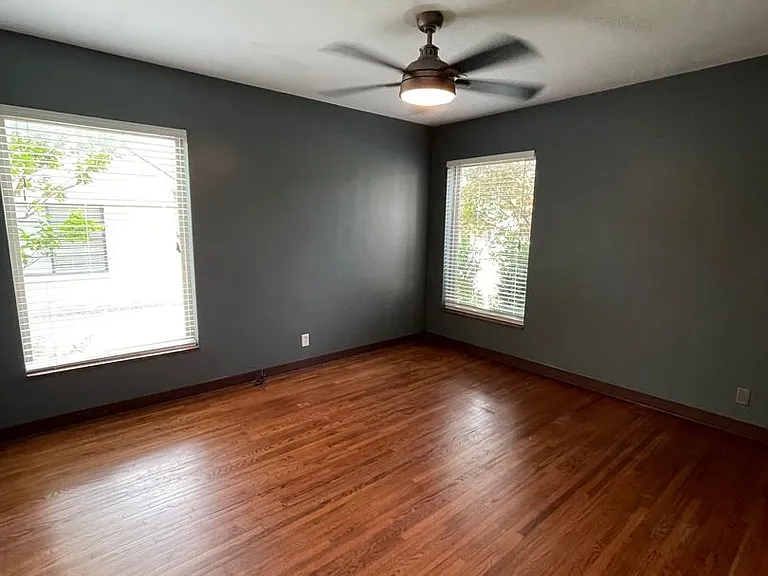 2257 S Florence Ave — Photo 16