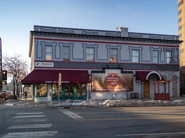 7west — Photo 25