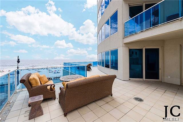 1st image of 403 E Boardwalk APT 306