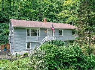 94 Oneil Rd, Oxford, CT 06478