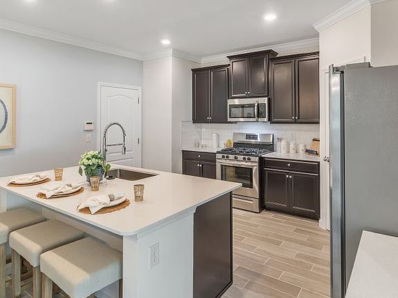 7th image of this home