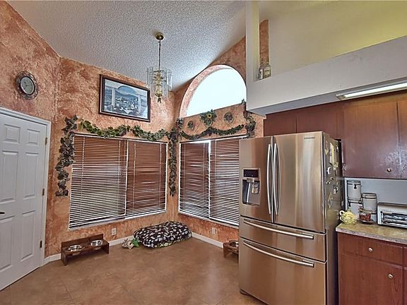 5th image of 107 Osprey Heights Dr
