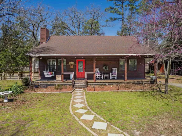 203 King Bruce Rd, Scroggins, TX 75480