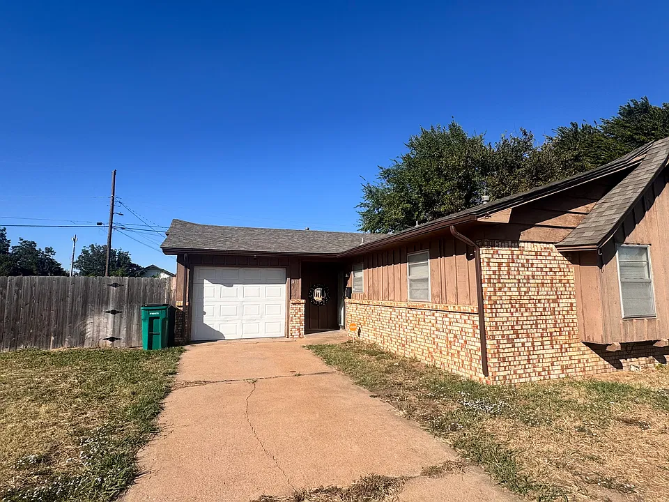 1453 SW 61st Ter