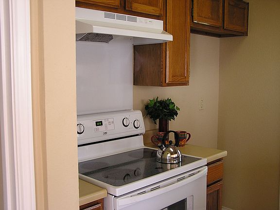 Left side of kitchen, new stove