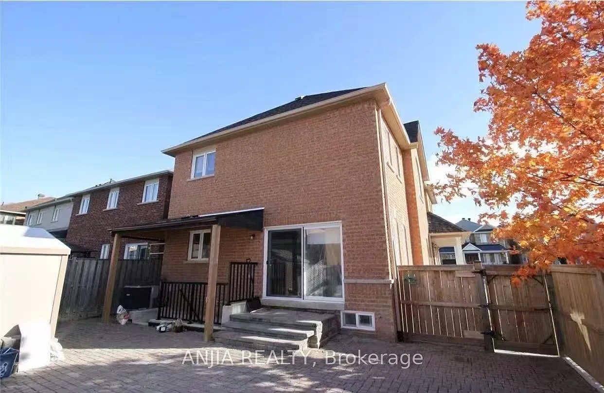 2 bed, $1,800 — Photo 1