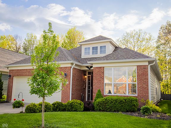 2nd image of 3438 Windy Knoll Ln