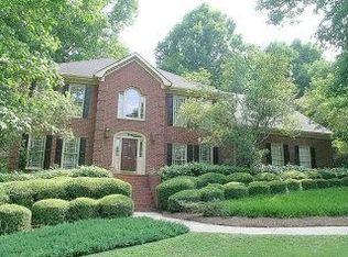 135 Oakbend Ct, Athens, GA 30606