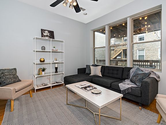2nd image of 827 W Lawrence Ave APT 2S