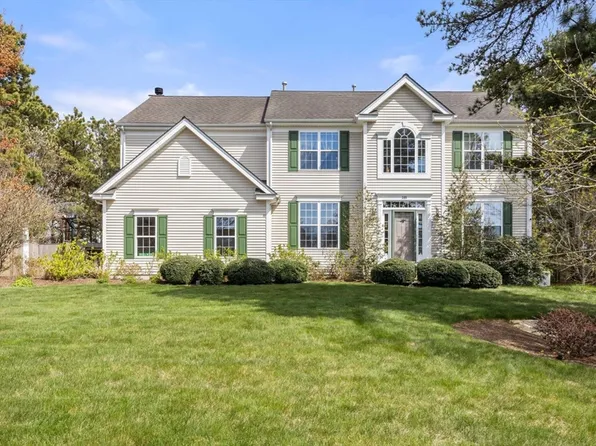 399 Raymond Rd, Plymouth, MA 02360