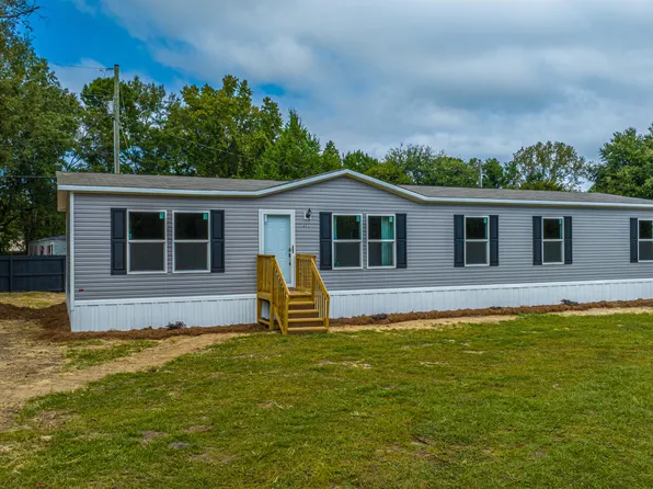 493 Nelson Ferry Rd, Moncks Corner, SC 29461