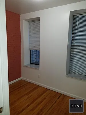 Rented by Bond New York | media 9