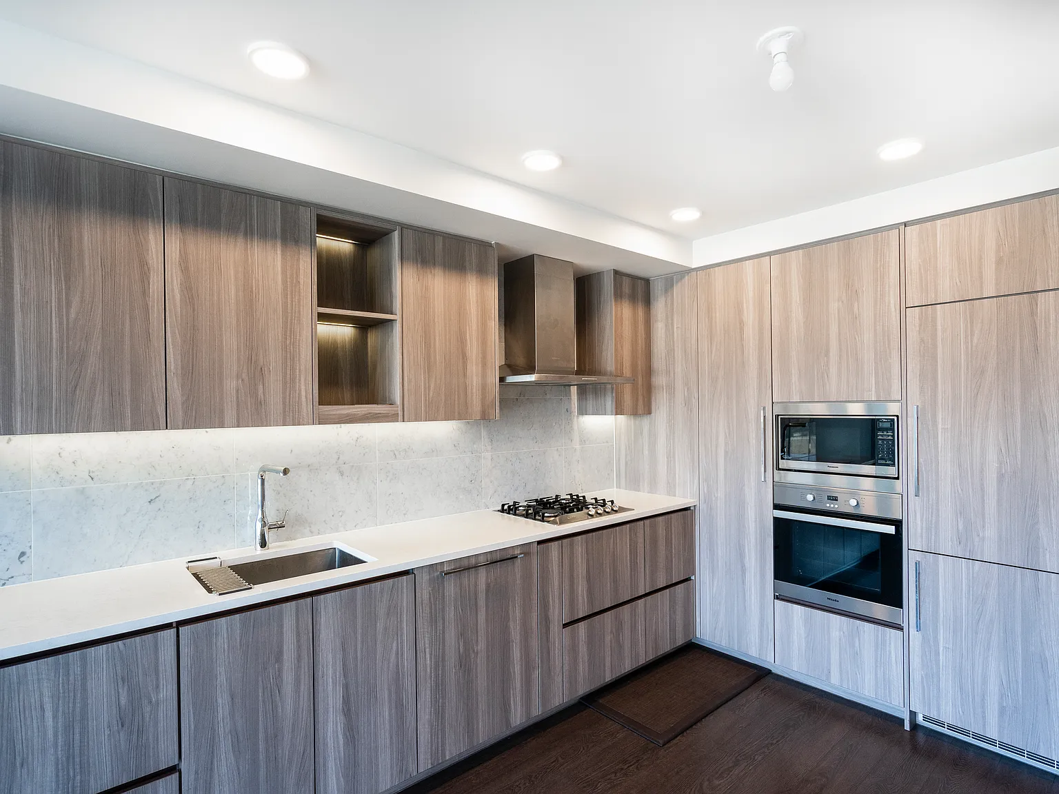 1 bed, 500 sqft, $2,300 — Photo 3