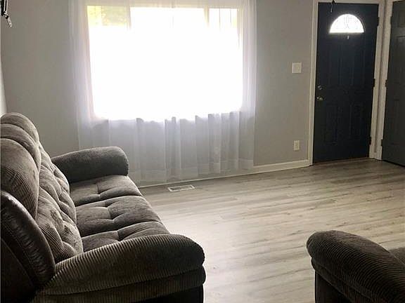 3rd image of 5315 Keturah Dr