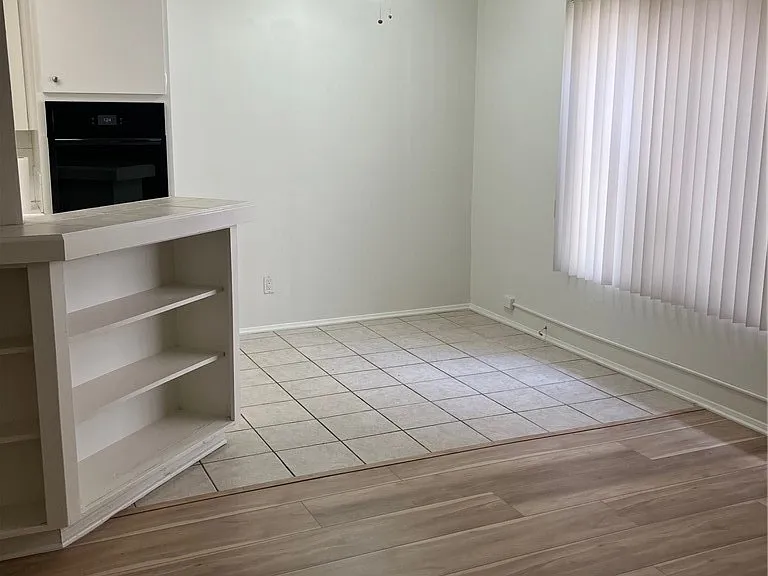 251 N Craig Ave #1 — Photo 10