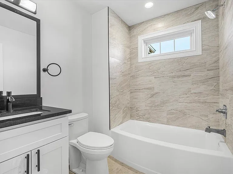 413 Weston Park — Photo 28