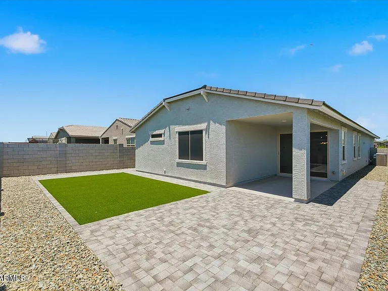 15875 W Cottontail Ln — Photo 62