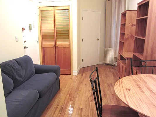 Rented by City Connections Realty | media 27